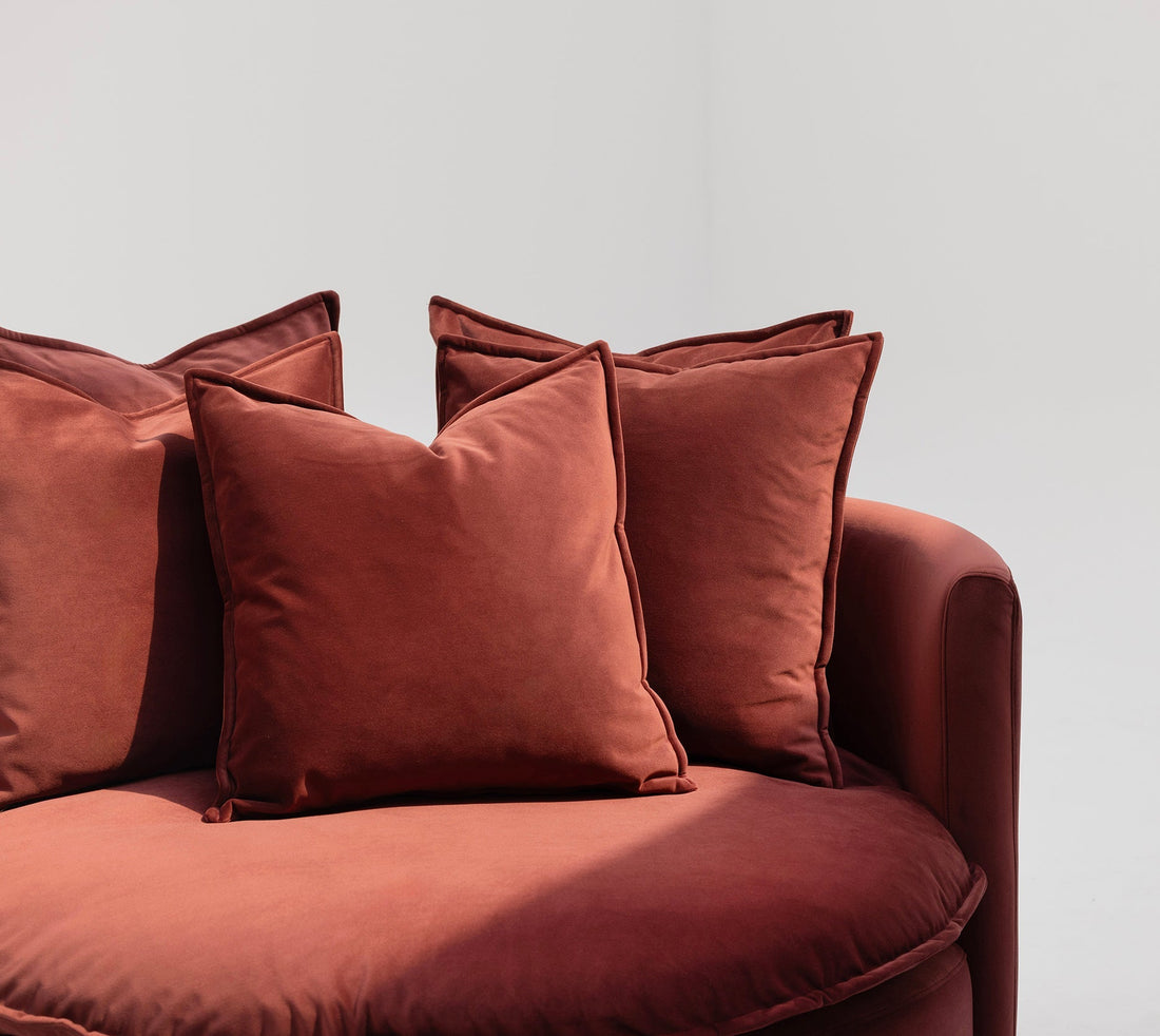 Renee Love Seat
