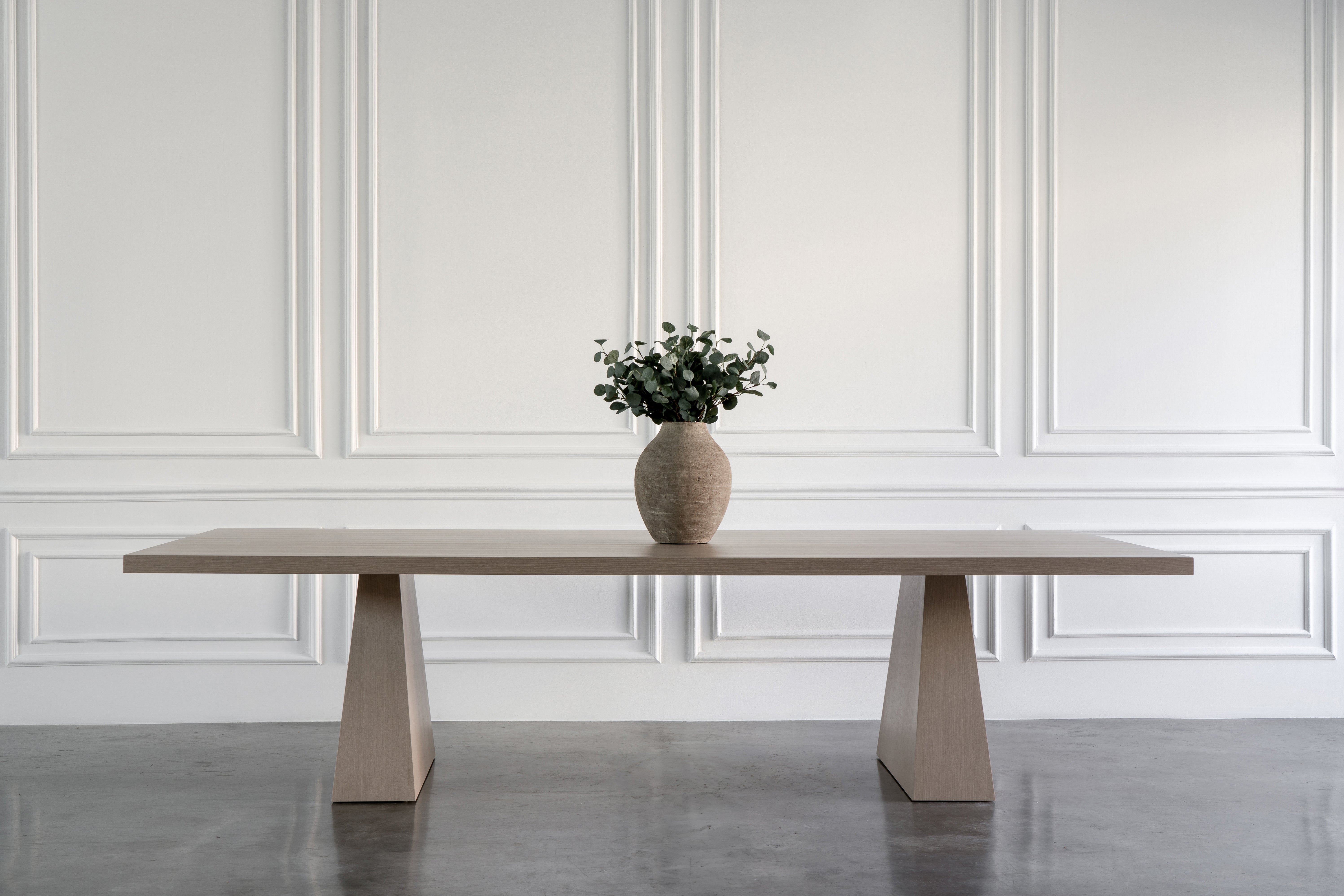 Verona  Dining Table