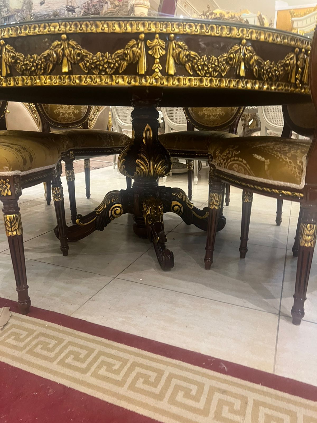 THE IMPERIAL DINING SET