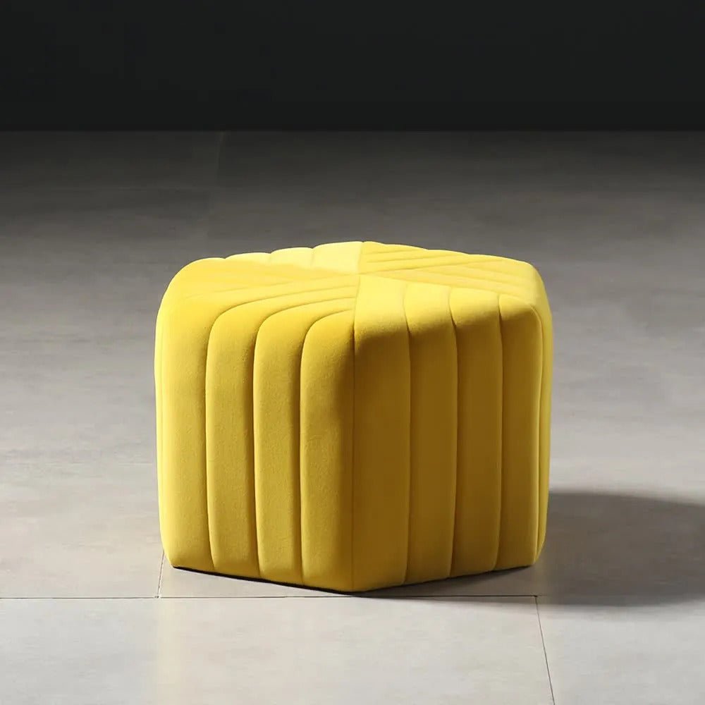 Derby Pouf / Velvet