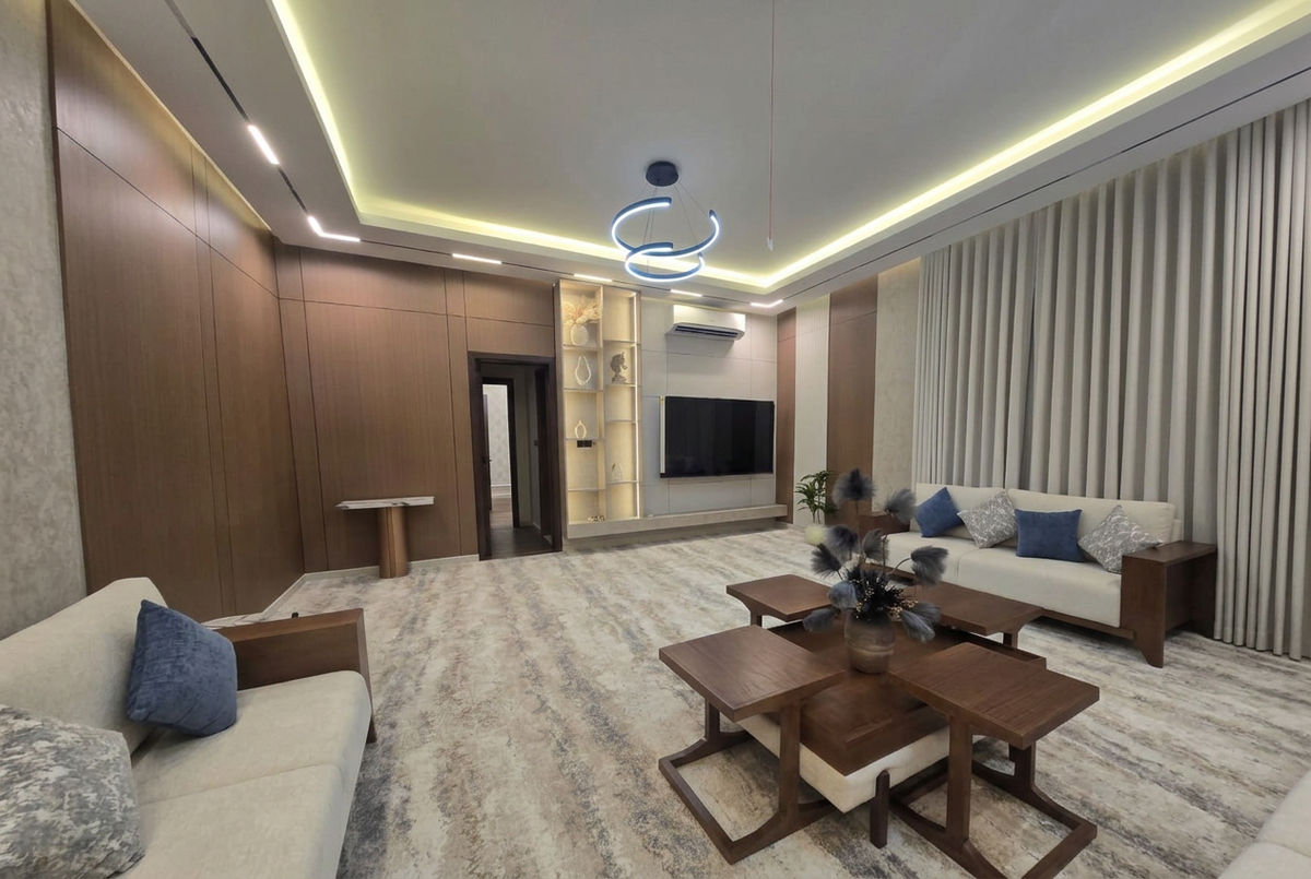 Landscape villa expansion