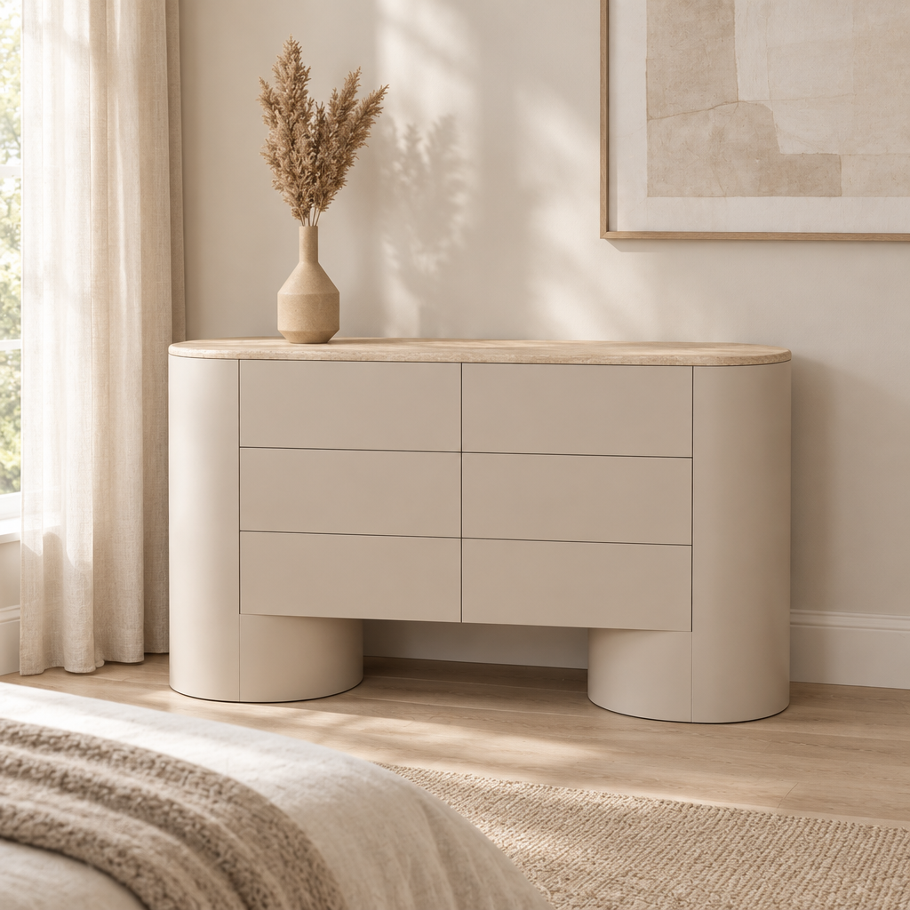 Solenne bedroom image